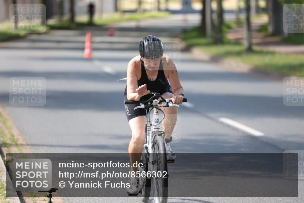 10.08.2025 - GEWOBA Citytriathlon Bremen Yannick Fuchs http://msf.ph/oto/8566302 10.08.2025 14:55:35 Radfahren 364, 465, 530 meine-sportfotos.de