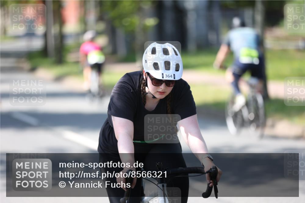 10.08.2025 - GEWOBA Citytriathlon Bremen Yannick Fuchs http://msf.ph/oto/8566321 10.08.2025 14:55:47 Radfahren 149, 364 meine-sportfotos.de