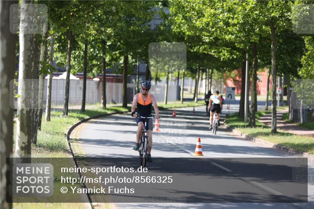 10.08.2025 - GEWOBA Citytriathlon Bremen Yannick Fuchs http://msf.ph/oto/8566325 10.08.2025 14:55:55 Radfahren 149 meine-sportfotos.de