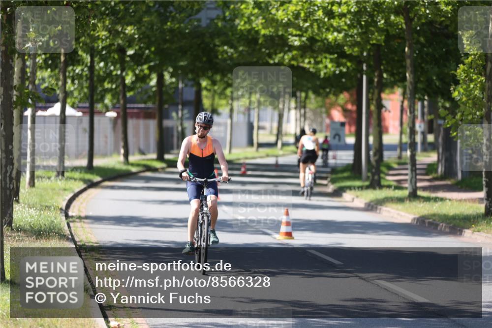 10.08.2025 - GEWOBA Citytriathlon Bremen Yannick Fuchs http://msf.ph/oto/8566328 10.08.2025 14:55:56 Radfahren 149 meine-sportfotos.de