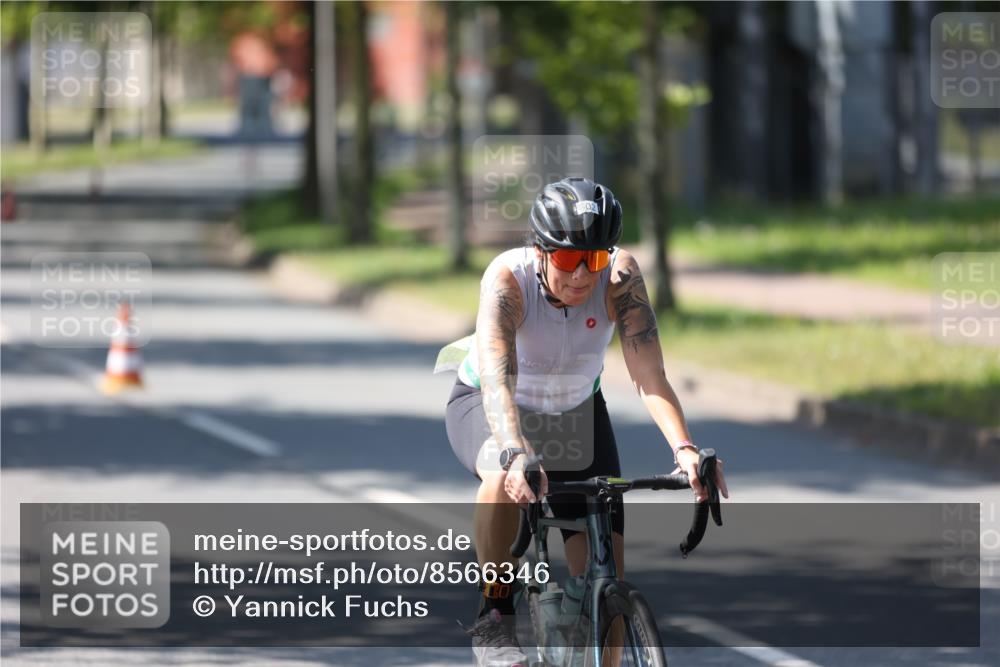 10.08.2025 - GEWOBA Citytriathlon Bremen Yannick Fuchs http://msf.ph/oto/8566346 10.08.2025 14:56:19 Radfahren 502 meine-sportfotos.de