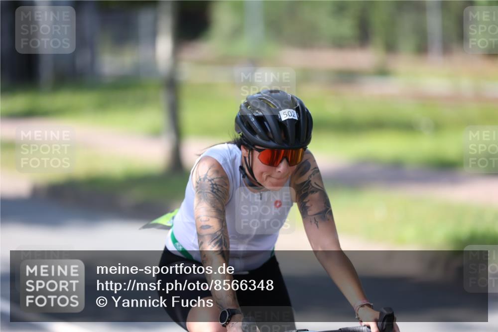 10.08.2025 - GEWOBA Citytriathlon Bremen Yannick Fuchs http://msf.ph/oto/8566348 10.08.2025 14:56:20 Radfahren 502 meine-sportfotos.de