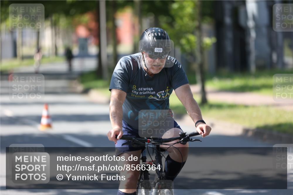 10.08.2025 - GEWOBA Citytriathlon Bremen Yannick Fuchs http://msf.ph/oto/8566364 10.08.2025 14:56:56 Radfahren 299, 388, 392, 414, 435 meine-sportfotos.de