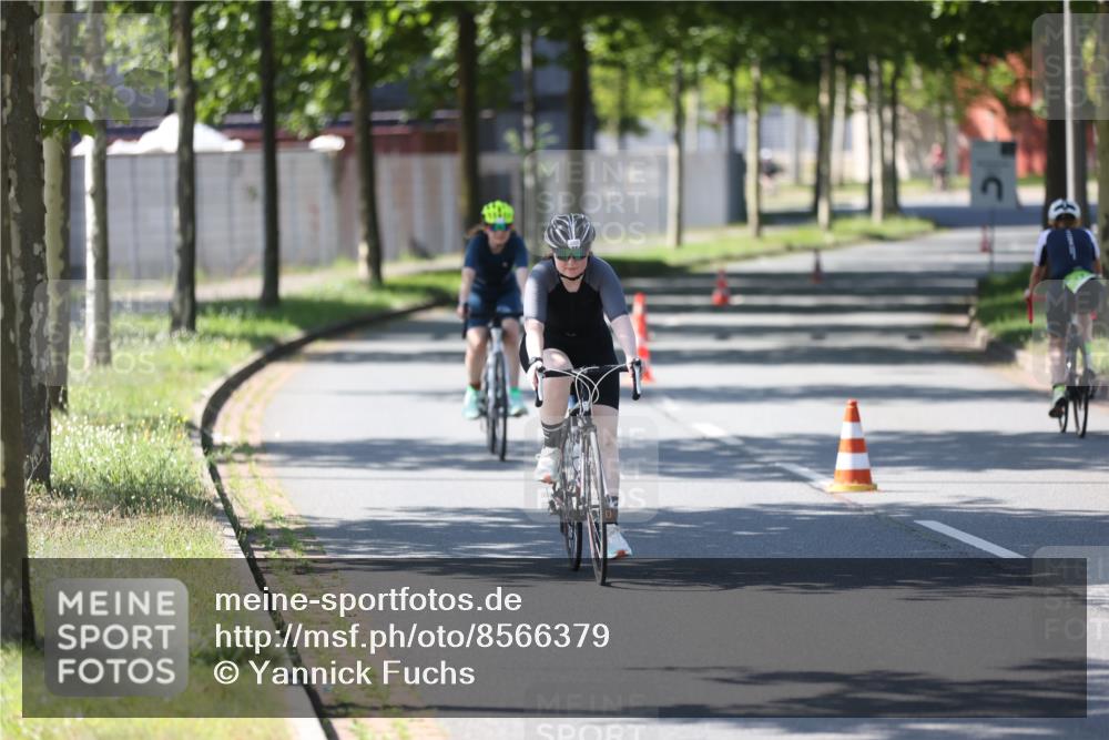 10.08.2025 - GEWOBA Citytriathlon Bremen Yannick Fuchs http://msf.ph/oto/8566379 10.08.2025 14:57:06 Radfahren 388, 414, 435 meine-sportfotos.de