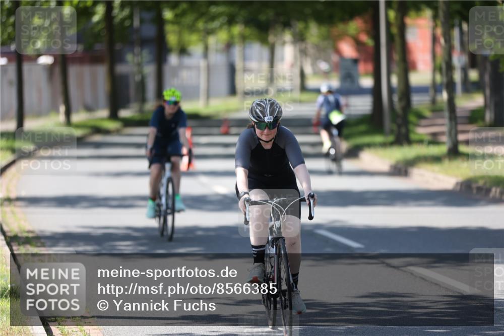 10.08.2025 - GEWOBA Citytriathlon Bremen Yannick Fuchs http://msf.ph/oto/8566385 10.08.2025 14:57:07 Radfahren 388, 414, 435 meine-sportfotos.de