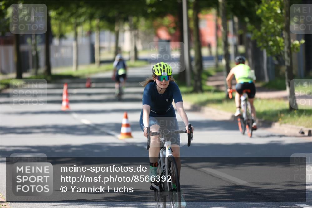 10.08.2025 - GEWOBA Citytriathlon Bremen Yannick Fuchs http://msf.ph/oto/8566392 10.08.2025 14:57:08 Radfahren 388, 414 meine-sportfotos.de