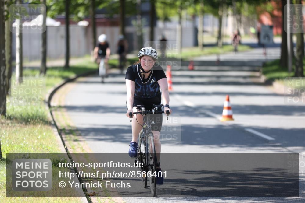 10.08.2025 - GEWOBA Citytriathlon Bremen Yannick Fuchs http://msf.ph/oto/8566401 10.08.2025 14:57:31 Radfahren 340, 413, 420, 437 meine-sportfotos.de