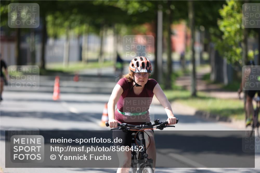 10.08.2025 - GEWOBA Citytriathlon Bremen Yannick Fuchs http://msf.ph/oto/8566452 10.08.2025 14:57:48 Radfahren 398, 420, 437, 452 meine-sportfotos.de