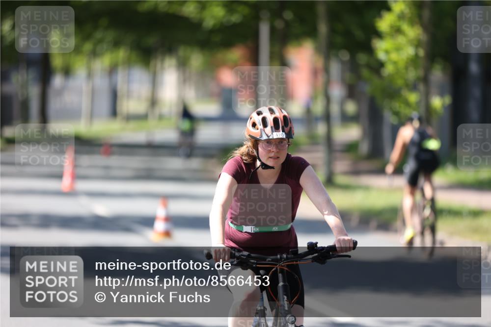 10.08.2025 - GEWOBA Citytriathlon Bremen Yannick Fuchs http://msf.ph/oto/8566453 10.08.2025 14:57:48 Radfahren 398, 420, 437, 452 meine-sportfotos.de