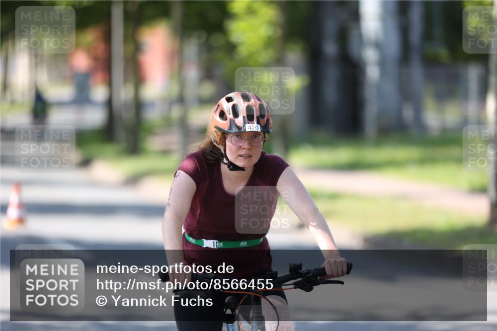 10.08.2025 - GEWOBA Citytriathlon Bremen Yannick Fuchs http://msf.ph/oto/8566455 10.08.2025 14:57:48 Radfahren 398, 420, 437, 452 meine-sportfotos.de
