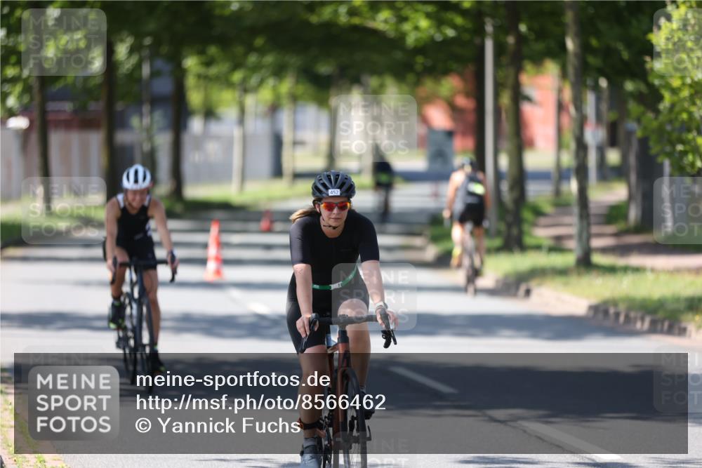 10.08.2025 - GEWOBA Citytriathlon Bremen Yannick Fuchs http://msf.ph/oto/8566462 10.08.2025 14:57:50 Radfahren 398, 420, 437, 452 meine-sportfotos.de