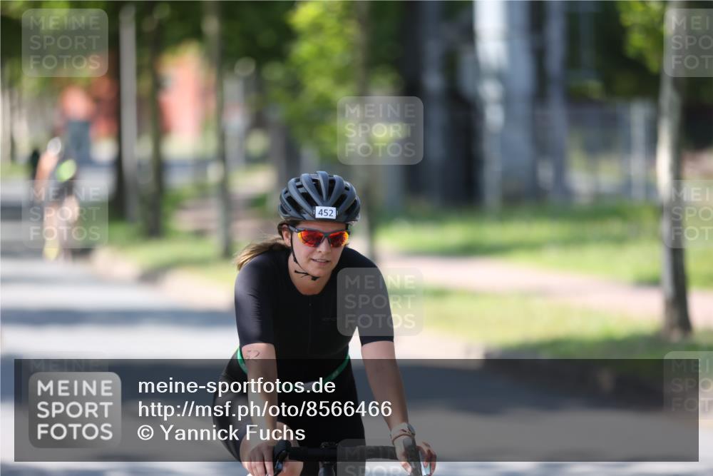 10.08.2025 - GEWOBA Citytriathlon Bremen Yannick Fuchs http://msf.ph/oto/8566466 10.08.2025 14:57:51 Radfahren 398, 420, 452 meine-sportfotos.de