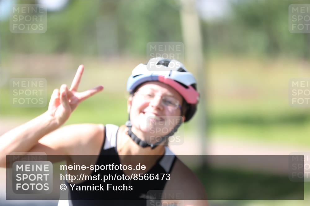 10.08.2025 - GEWOBA Citytriathlon Bremen Yannick Fuchs http://msf.ph/oto/8566473 10.08.2025 14:57:53 Radfahren 398, 420, 452 meine-sportfotos.de