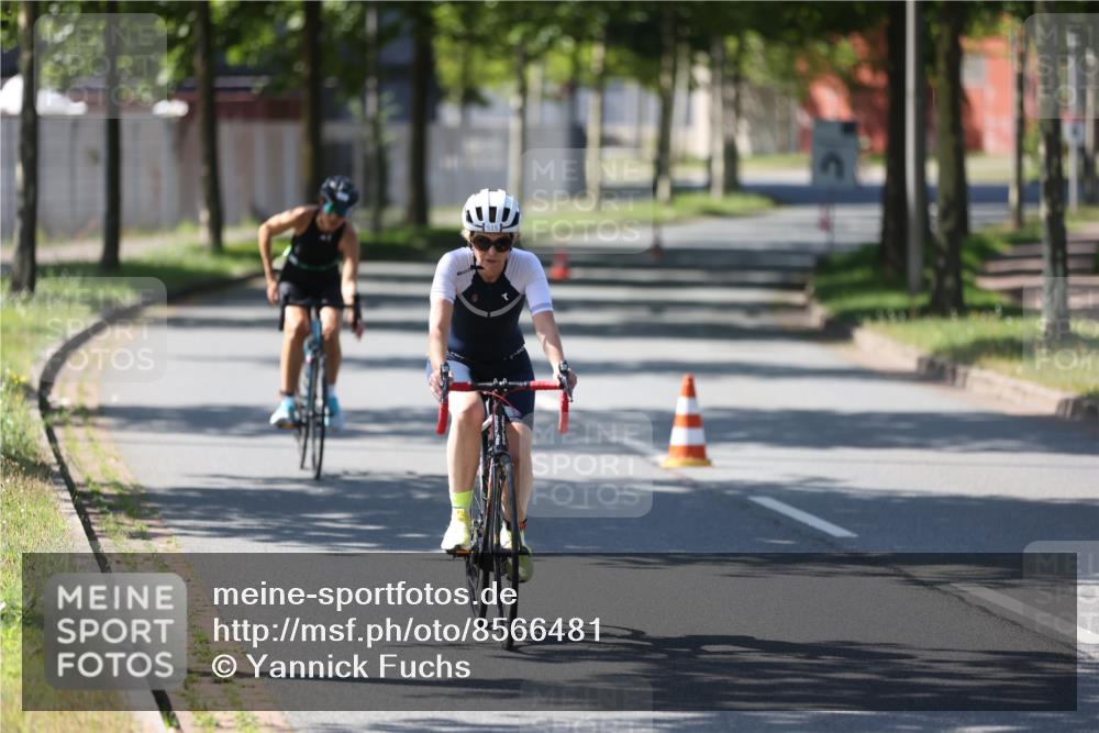 10.08.2025 - GEWOBA Citytriathlon Bremen Yannick Fuchs http://msf.ph/oto/8566481 10.08.2025 14:58:13 Radfahren 425, 512, 515 meine-sportfotos.de