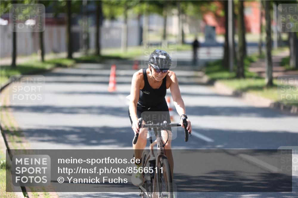 10.08.2025 - GEWOBA Citytriathlon Bremen Yannick Fuchs http://msf.ph/oto/8566511 10.08.2025 14:58:53 Radfahren 319, 521 meine-sportfotos.de