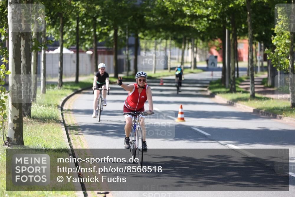 10.08.2025 - GEWOBA Citytriathlon Bremen Yannick Fuchs http://msf.ph/oto/8566518 10.08.2025 14:59:46 Radfahren 380 meine-sportfotos.de