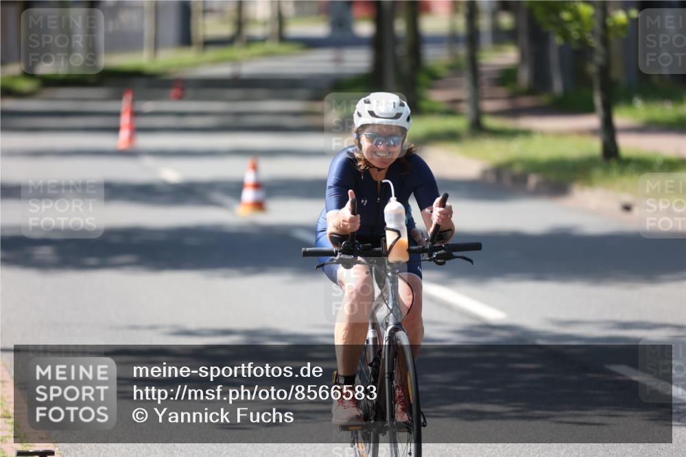 10.08.2025 - GEWOBA Citytriathlon Bremen Yannick Fuchs http://msf.ph/oto/8566583 10.08.2025 15:03:12 Radfahren 529 meine-sportfotos.de