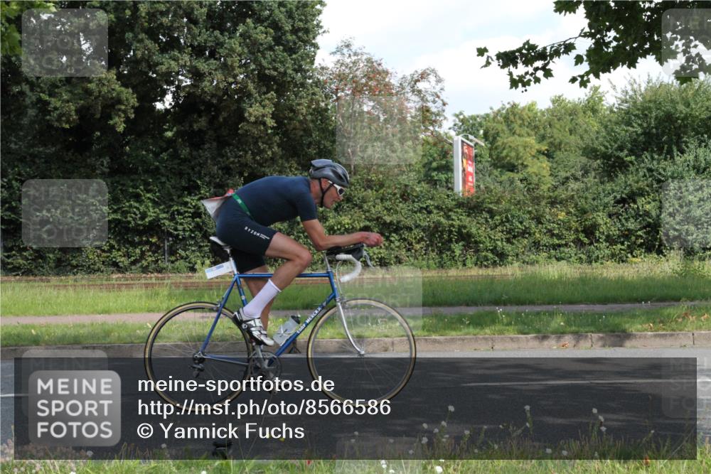 10.08.2025 - GEWOBA Citytriathlon Bremen Yannick Fuchs http://msf.ph/oto/8566586 10.08.2025 12:18:33 Radfahren 584, 637, 642, 652, 678, 680, 759, 763, 781, 855, 919, 973, 1015, 1029 meine-sportfotos.de