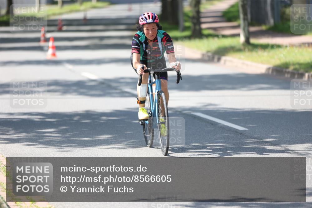 10.08.2025 - GEWOBA Citytriathlon Bremen Yannick Fuchs http://msf.ph/oto/8566605 10.08.2025 15:05:33 Radfahren 513 meine-sportfotos.de
