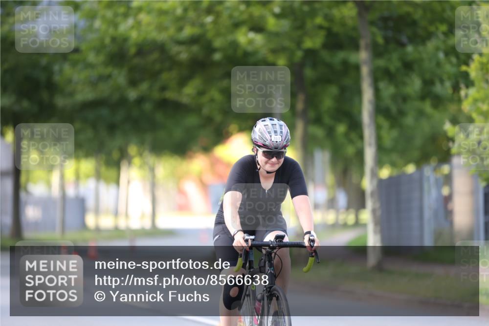 10.08.2025 - GEWOBA Citytriathlon Bremen Yannick Fuchs http://msf.ph/oto/8566638 10.08.2025 15:08:58 Radfahren 383 meine-sportfotos.de