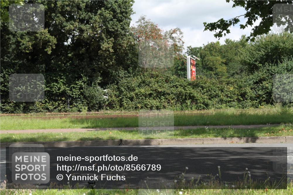10.08.2025 - GEWOBA Citytriathlon Bremen Yannick Fuchs http://msf.ph/oto/8566789 10.08.2025 12:21:33 Radfahren 618, 761, 913, 923, 949, 975 meine-sportfotos.de