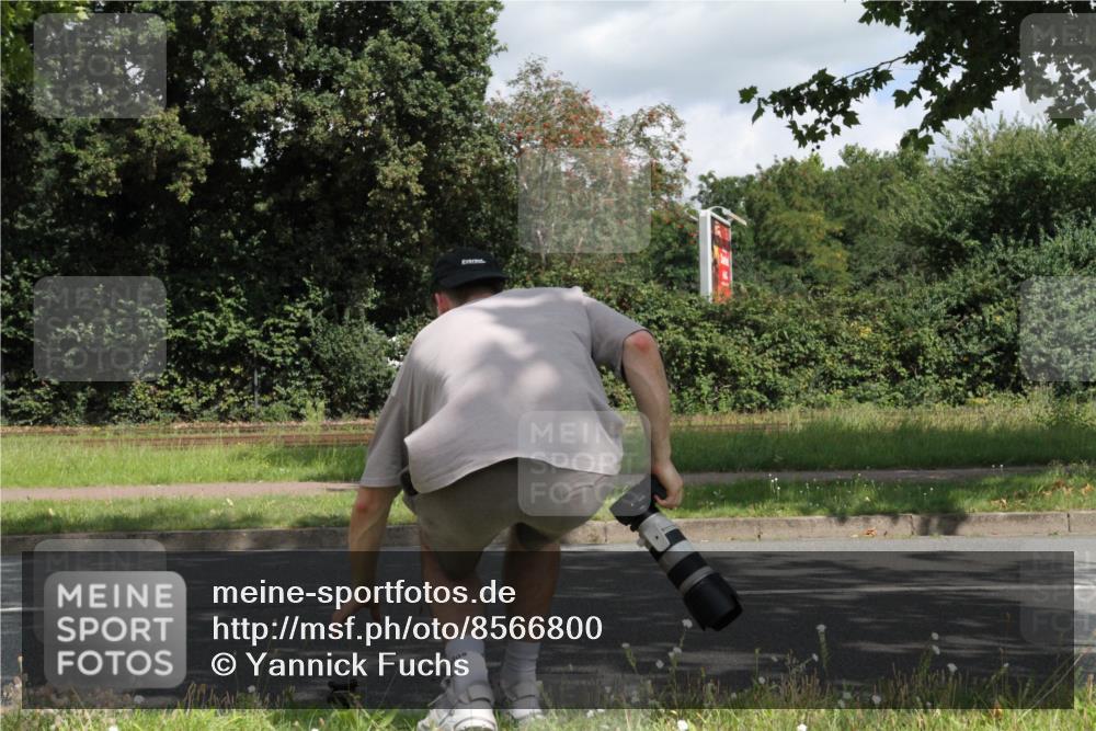 10.08.2025 - GEWOBA Citytriathlon Bremen Yannick Fuchs http://msf.ph/oto/8566800 10.08.2025 12:21:37 Radfahren 618, 923, 949 meine-sportfotos.de