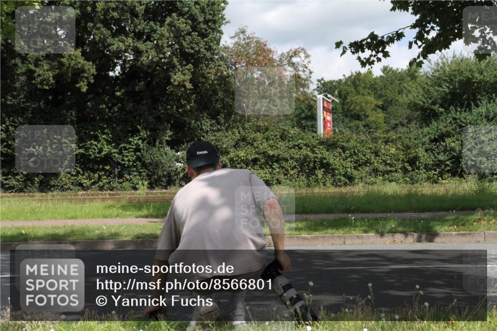 10.08.2025 - GEWOBA Citytriathlon Bremen Yannick Fuchs http://msf.ph/oto/8566801 10.08.2025 12:21:37 Radfahren 618, 923, 949 meine-sportfotos.de