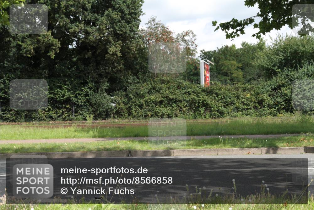10.08.2025 - GEWOBA Citytriathlon Bremen Yannick Fuchs http://msf.ph/oto/8566858 10.08.2025 12:23:41 Radfahren 696, 721, 746, 797, 802, 831, 945, 983 meine-sportfotos.de