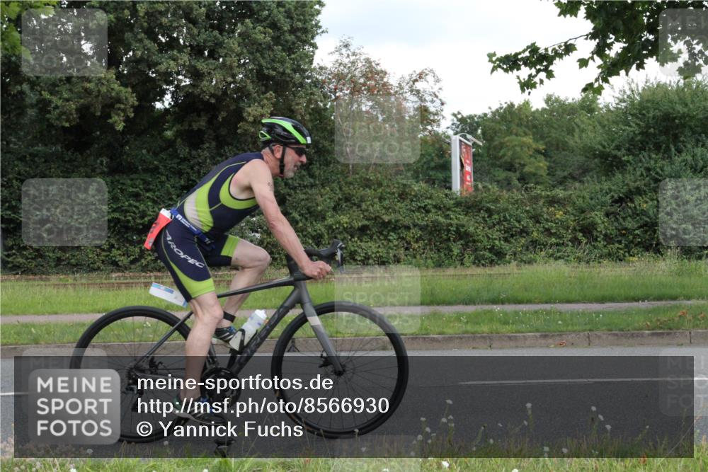 10.08.2025 - GEWOBA Citytriathlon Bremen Yannick Fuchs http://msf.ph/oto/8566930 10.08.2025 12:25:21 Radfahren 595, 619, 908, 958, 965, 1024 meine-sportfotos.de