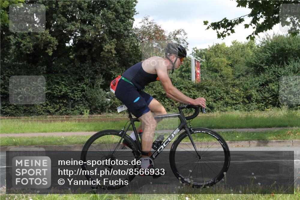10.08.2025 - GEWOBA Citytriathlon Bremen Yannick Fuchs http://msf.ph/oto/8566933 10.08.2025 12:25:34 Radfahren 619, 646, 684, 850, 968, 1024 meine-sportfotos.de