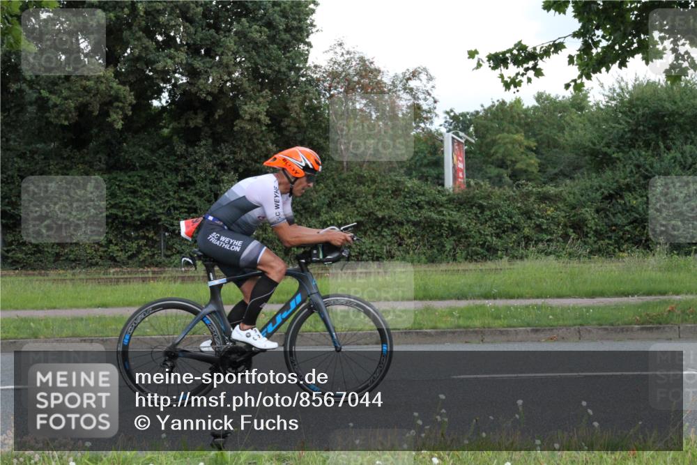 10.08.2025 - GEWOBA Citytriathlon Bremen Yannick Fuchs http://msf.ph/oto/8567044 10.08.2025 12:28:08 Radfahren 593, 651, 674, 676, 685, 697, 712, 713, 716, 748, 800, 885, 898, 907 meine-sportfotos.de
