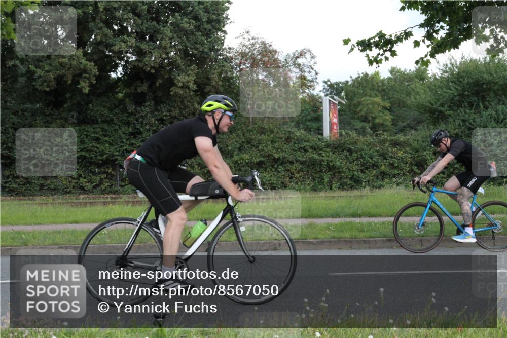 10.08.2025 - GEWOBA Citytriathlon Bremen Yannick Fuchs http://msf.ph/oto/8567050 10.08.2025 12:28:20 Radfahren 612, 625, 651, 685, 748, 812, 816, 828, 898, 907, 980 meine-sportfotos.de