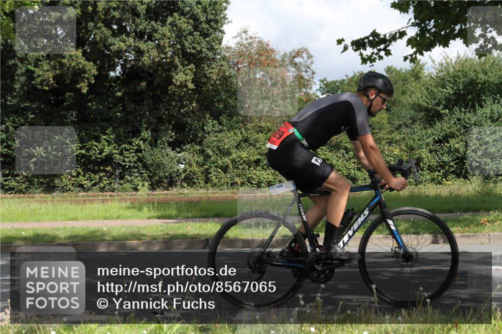10.08.2025 - GEWOBA Citytriathlon Bremen Yannick Fuchs http://msf.ph/oto/8567065 10.08.2025 12:28:34 Radfahren 612, 622, 625, 629, 732, 812, 816, 828, 941, 980, 981 meine-sportfotos.de