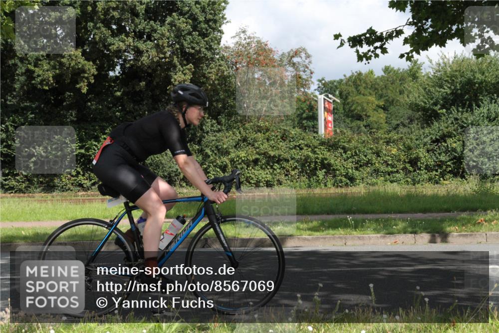10.08.2025 - GEWOBA Citytriathlon Bremen Yannick Fuchs http://msf.ph/oto/8567069 10.08.2025 12:28:35 Radfahren 612, 622, 625, 629, 732, 812, 816, 828, 941, 980, 981 meine-sportfotos.de