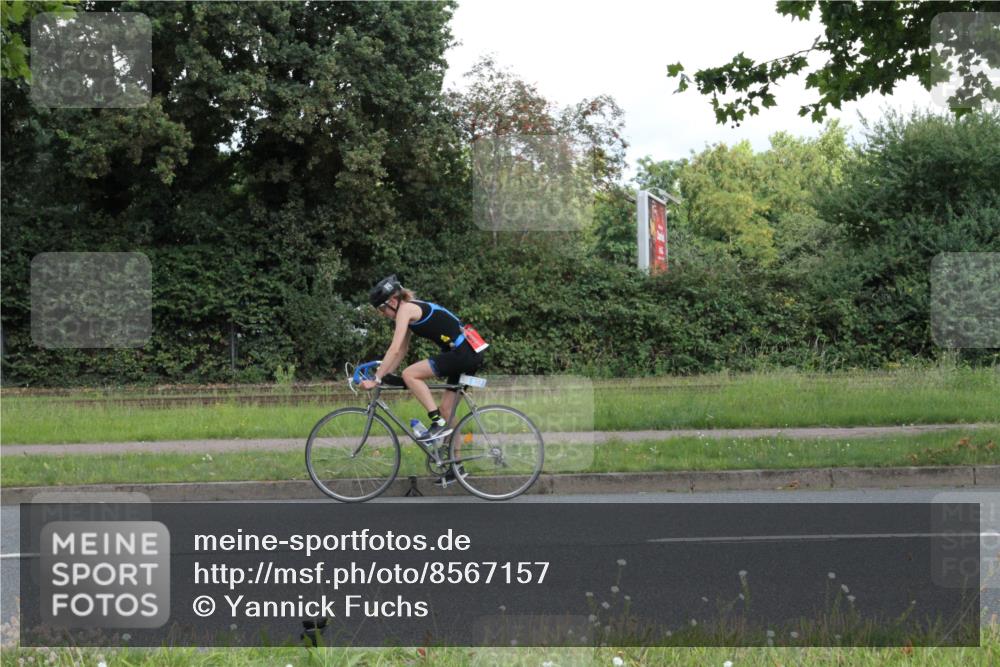 10.08.2025 - GEWOBA Citytriathlon Bremen Yannick Fuchs http://msf.ph/oto/8567157 10.08.2025 12:29:43 Radfahren 645, 687, 688, 699, 751, 922, 927, 942 meine-sportfotos.de