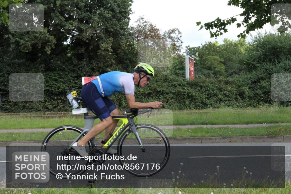 10.08.2025 - GEWOBA Citytriathlon Bremen Yannick Fuchs http://msf.ph/oto/8567176 10.08.2025 12:30:04 Radfahren 640, 675, 688, 699, 717, 760, 769, 875, 884, 935, 960, 1013 meine-sportfotos.de
