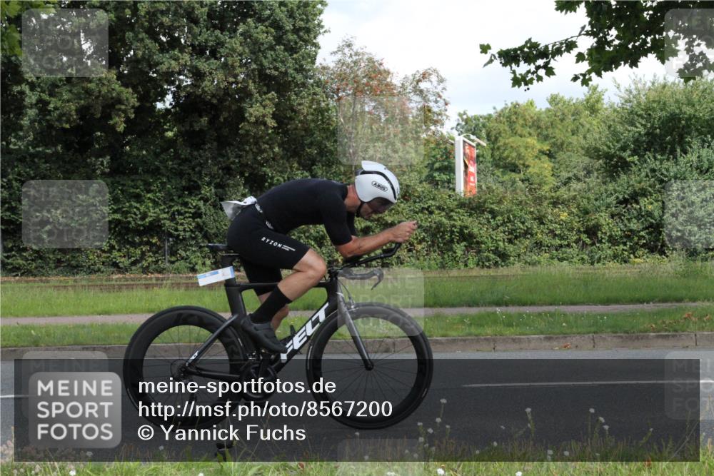 10.08.2025 - GEWOBA Citytriathlon Bremen Yannick Fuchs http://msf.ph/oto/8567200 10.08.2025 12:30:36 Radfahren 733, 752, 767, 924, 932, 937, 1011, 1022, 1026 meine-sportfotos.de