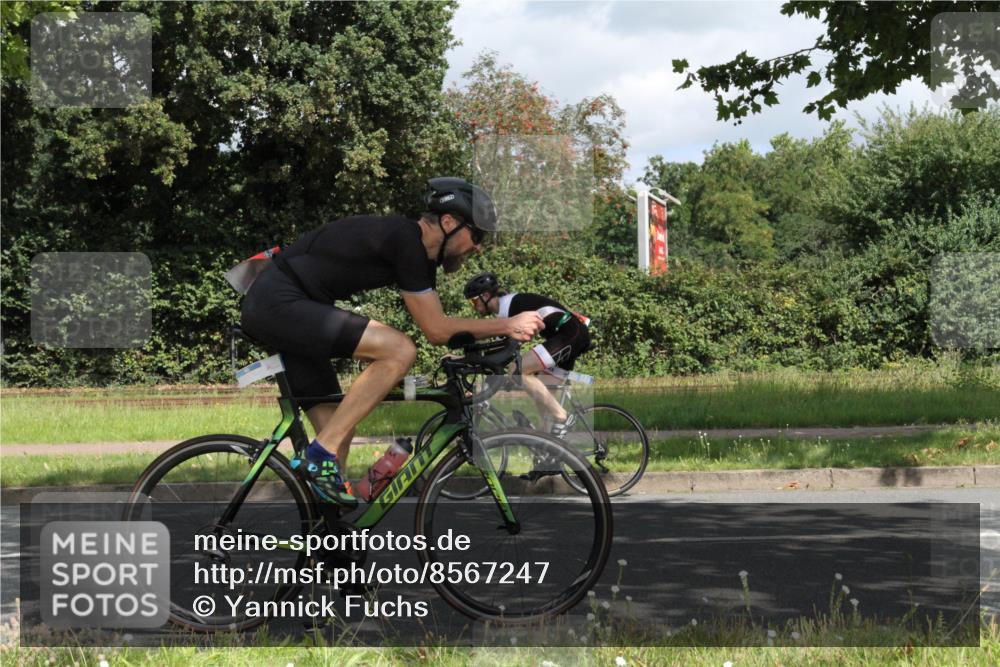 10.08.2025 - GEWOBA Citytriathlon Bremen Yannick Fuchs http://msf.ph/oto/8567247 10.08.2025 12:31:32 Radfahren 564, 575, 616, 630, 649, 654, 655, 788, 793, 863, 894, 905, 950 meine-sportfotos.de