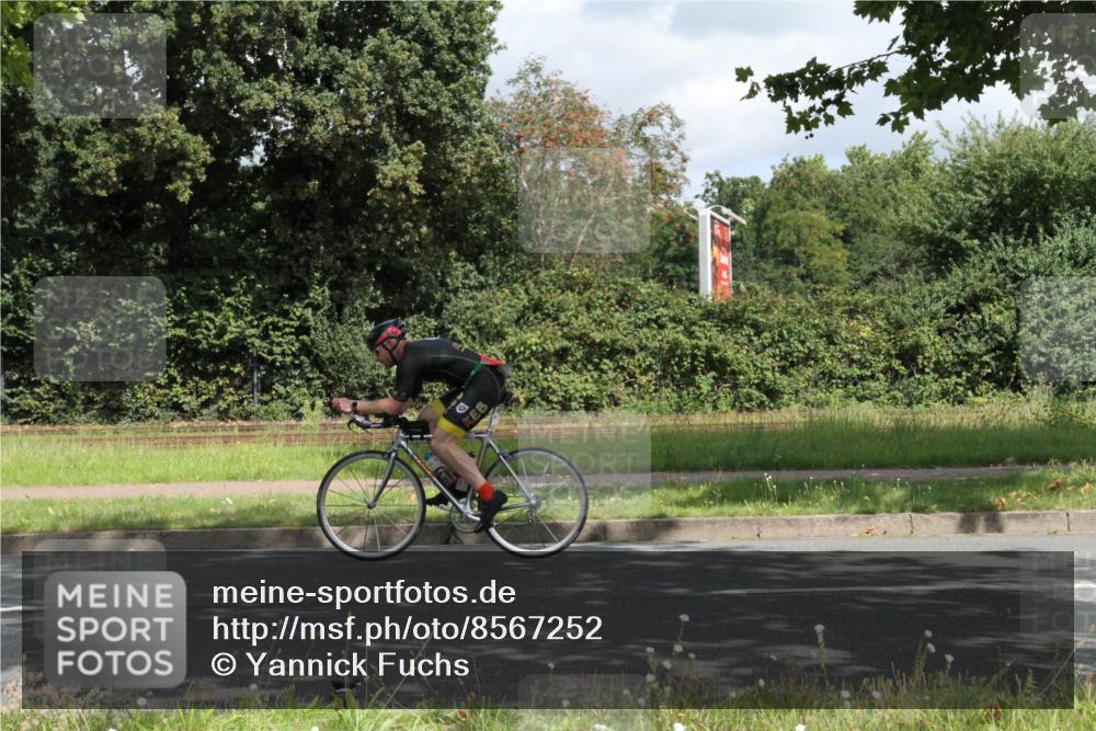 10.08.2025 - GEWOBA Citytriathlon Bremen Yannick Fuchs http://msf.ph/oto/8567252 10.08.2025 12:31:35 Radfahren 564, 616, 649, 654, 655, 666, 788, 793, 863, 894, 905, 950 meine-sportfotos.de