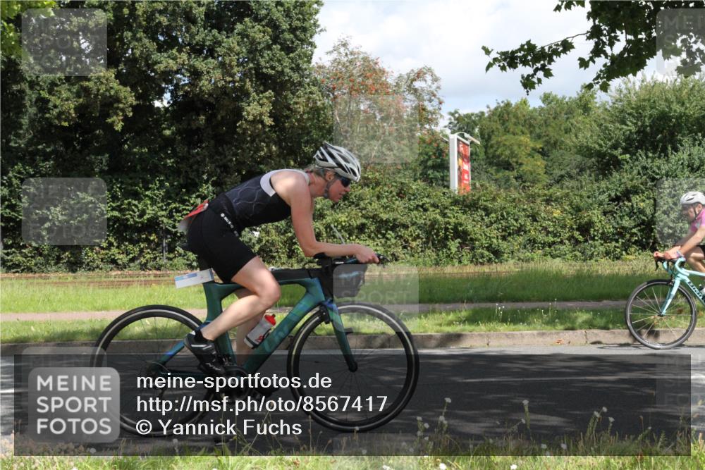 10.08.2025 - GEWOBA Citytriathlon Bremen Yannick Fuchs http://msf.ph/oto/8567417 10.08.2025 12:35:48 Radfahren 763, 783, 843, 877, 919, 933, 966 meine-sportfotos.de