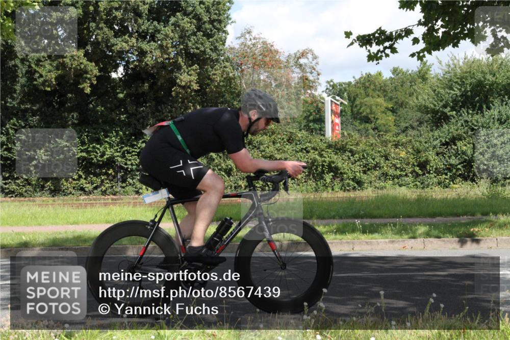 10.08.2025 - GEWOBA Citytriathlon Bremen Yannick Fuchs http://msf.ph/oto/8567439 10.08.2025 12:36:28 Radfahren 565, 582, 599, 639, 750, 766, 781, 789, 790, 794, 872, 1025, 1032 meine-sportfotos.de