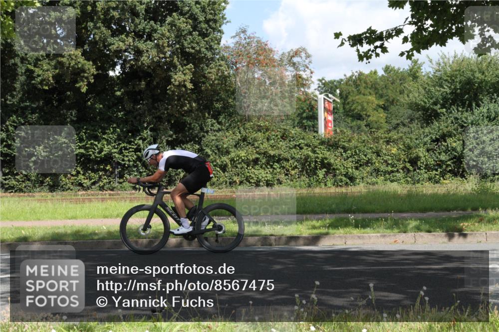 10.08.2025 - GEWOBA Citytriathlon Bremen Yannick Fuchs http://msf.ph/oto/8567475 10.08.2025 12:37:47 Radfahren 563, 603, 618 meine-sportfotos.de