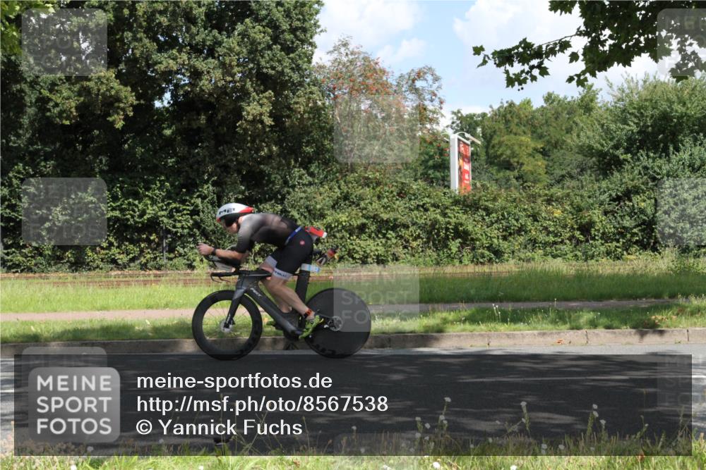 10.08.2025 - GEWOBA Citytriathlon Bremen Yannick Fuchs http://msf.ph/oto/8567538 10.08.2025 12:39:09 Radfahren 658, 696, 709, 729, 900, 969, 978, 1006 meine-sportfotos.de