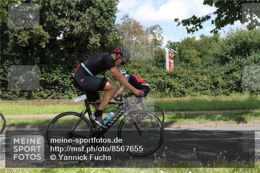 10.08.2025 - GEWOBA Citytriathlon Bremen Yannick Fuchs http://msf.ph/oto/8567655 10.08.2025 12:41:32 Radfahren 609, 614, 619, 663, 705, 730, 755, 830, 849, 862, 1014 meine-sportfotos.de