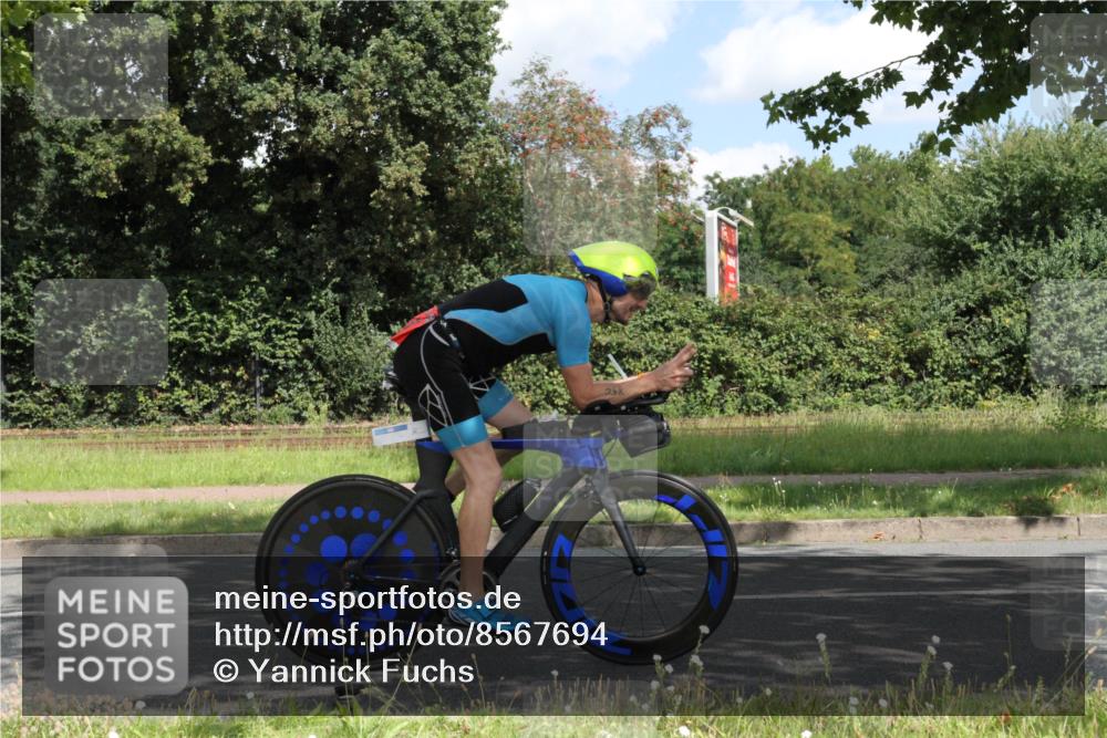 10.08.2025 - GEWOBA Citytriathlon Bremen Yannick Fuchs http://msf.ph/oto/8567694 10.08.2025 12:42:50 Radfahren 628, 644, 684, 710, 846, 850, 871, 909, 944, 953 meine-sportfotos.de