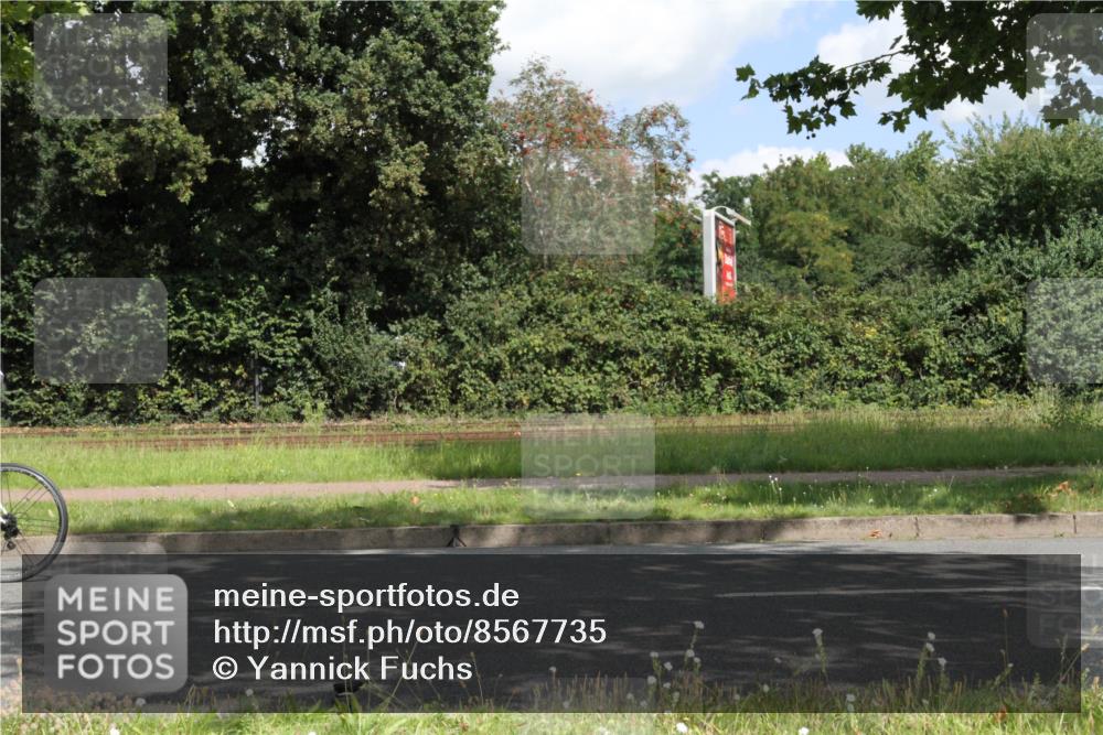 10.08.2025 - GEWOBA Citytriathlon Bremen Yannick Fuchs http://msf.ph/oto/8567735 10.08.2025 12:43:54 Radfahren 608, 842, 907, 908, 925, 954, 1012, 1036 meine-sportfotos.de