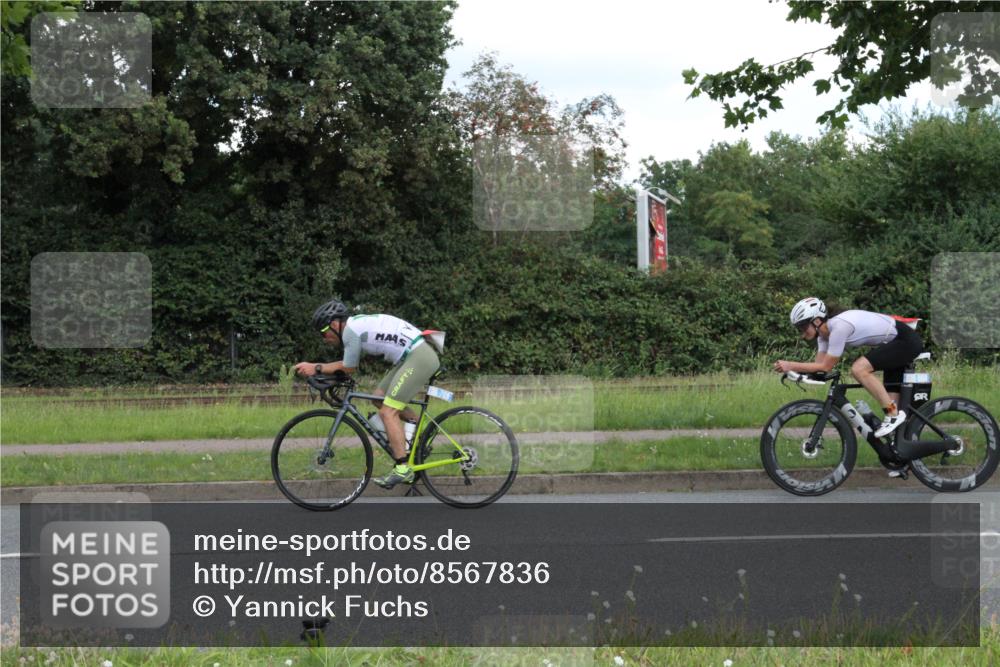 10.08.2025 - GEWOBA Citytriathlon Bremen Yannick Fuchs http://msf.ph/oto/8567836 10.08.2025 12:46:19 Radfahren 625, 948, 1011 meine-sportfotos.de