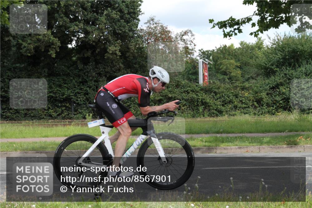 10.08.2025 - GEWOBA Citytriathlon Bremen Yannick Fuchs http://msf.ph/oto/8567901 10.08.2025 12:47:43 Radfahren 566, 587, 590, 679, 745, 753, 801, 884, 916, 943, 951 meine-sportfotos.de