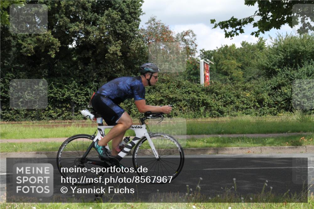 10.08.2025 - GEWOBA Citytriathlon Bremen Yannick Fuchs http://msf.ph/oto/8567967 10.08.2025 12:48:57 Radfahren 578, 621, 627, 641, 649, 655, 682, 788, 857, 863, 932, 950, 1010, 1027 meine-sportfotos.de