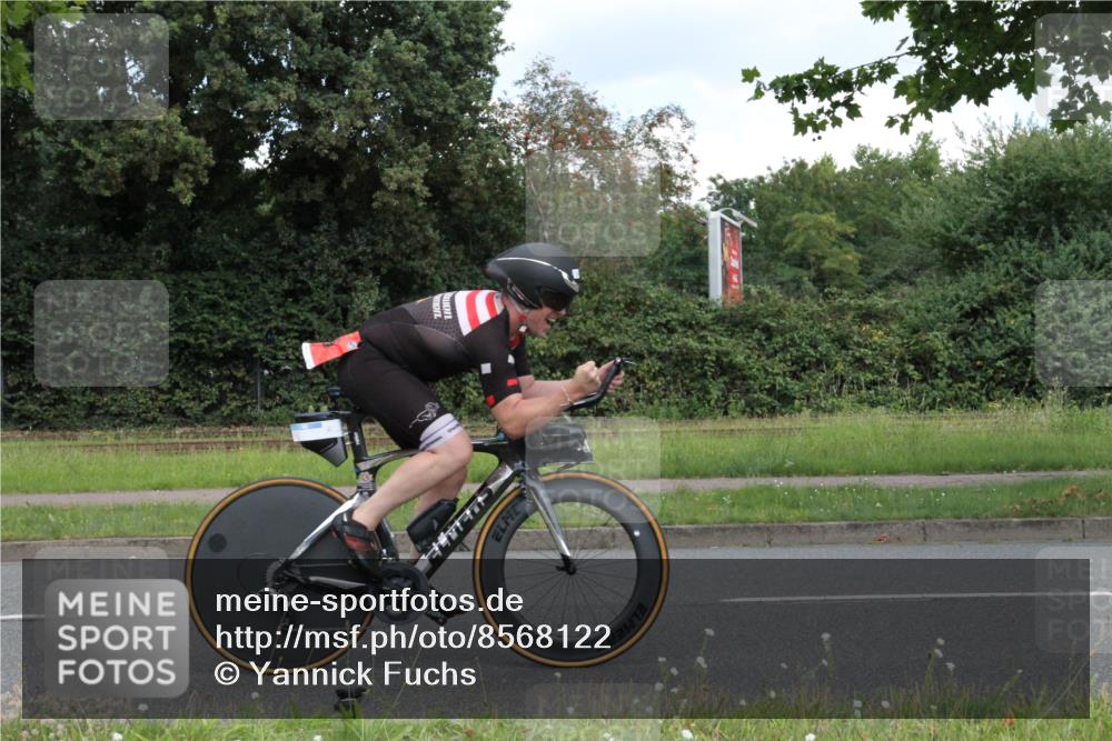10.08.2025 - GEWOBA Citytriathlon Bremen Yannick Fuchs http://msf.ph/oto/8568122 10.08.2025 12:52:48 Radfahren 565, 579, 635, 642, 686, 763, 915, 919, 956 meine-sportfotos.de